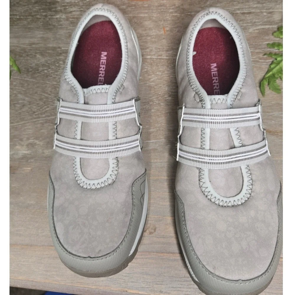 Merrell *ships next